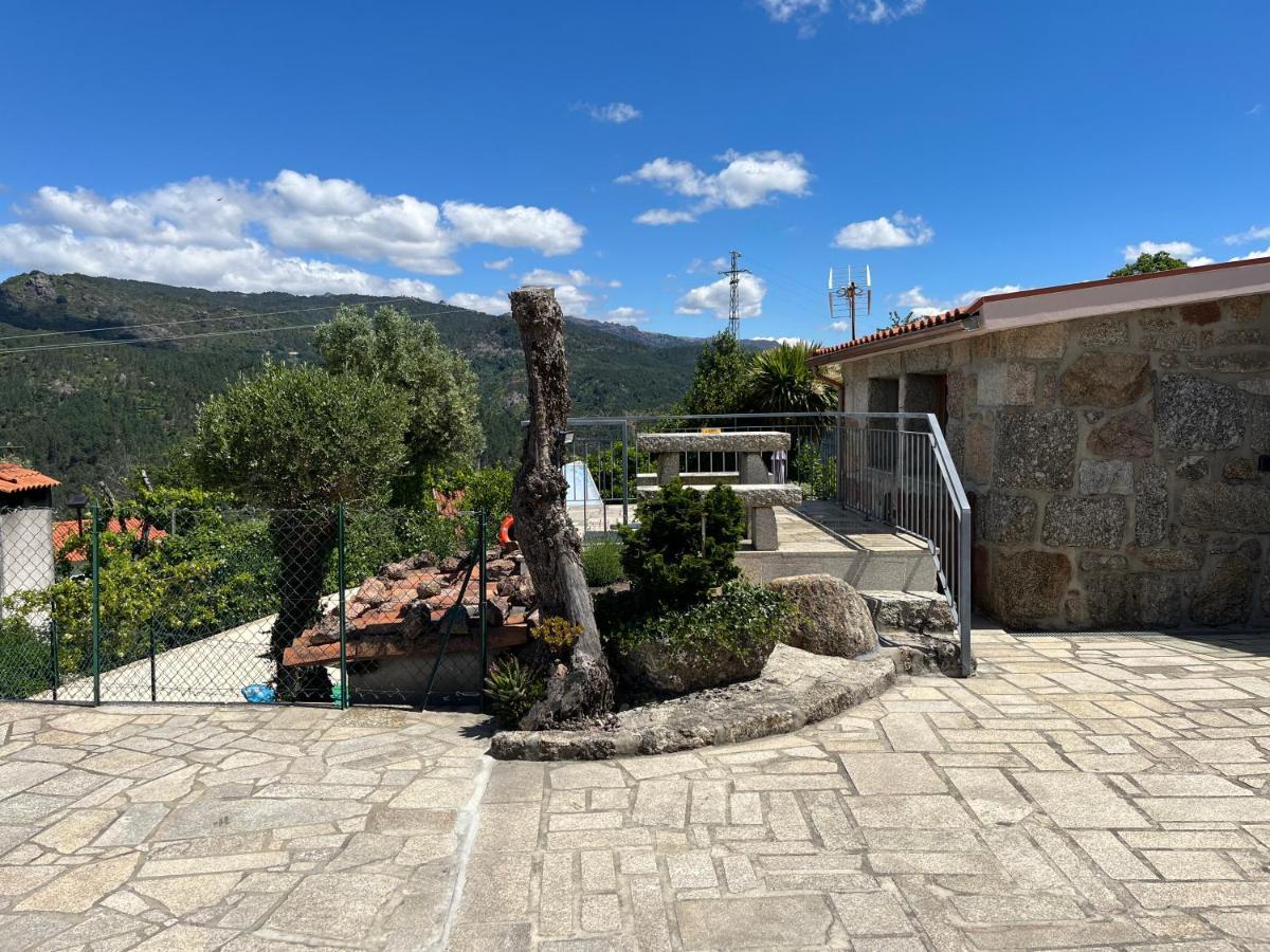 Casa da Lage - Piscina sazonal - Lareiras - Vistas rio - Gerês Vila Exterior foto