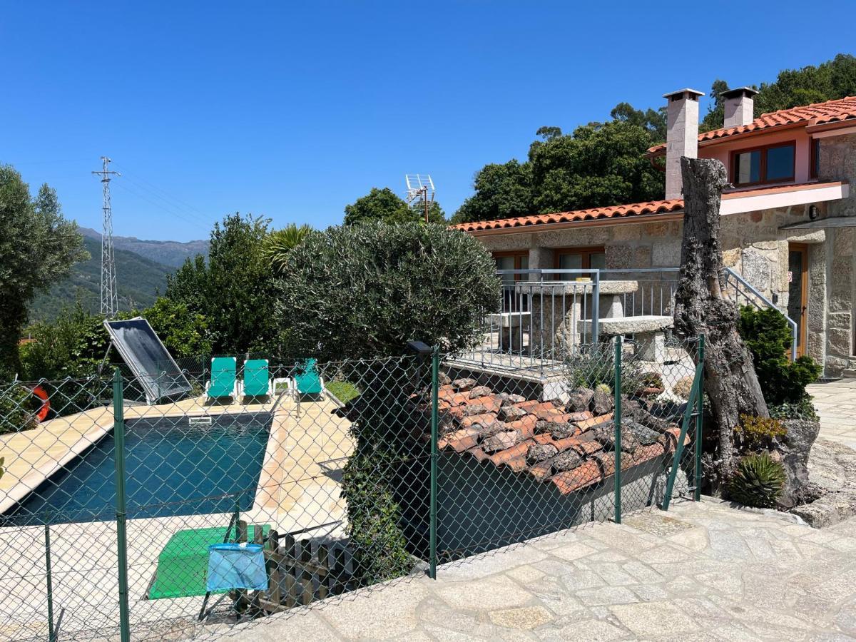 Casa da Lage - Piscina sazonal - Lareiras - Vistas rio - Gerês Vila Exterior foto